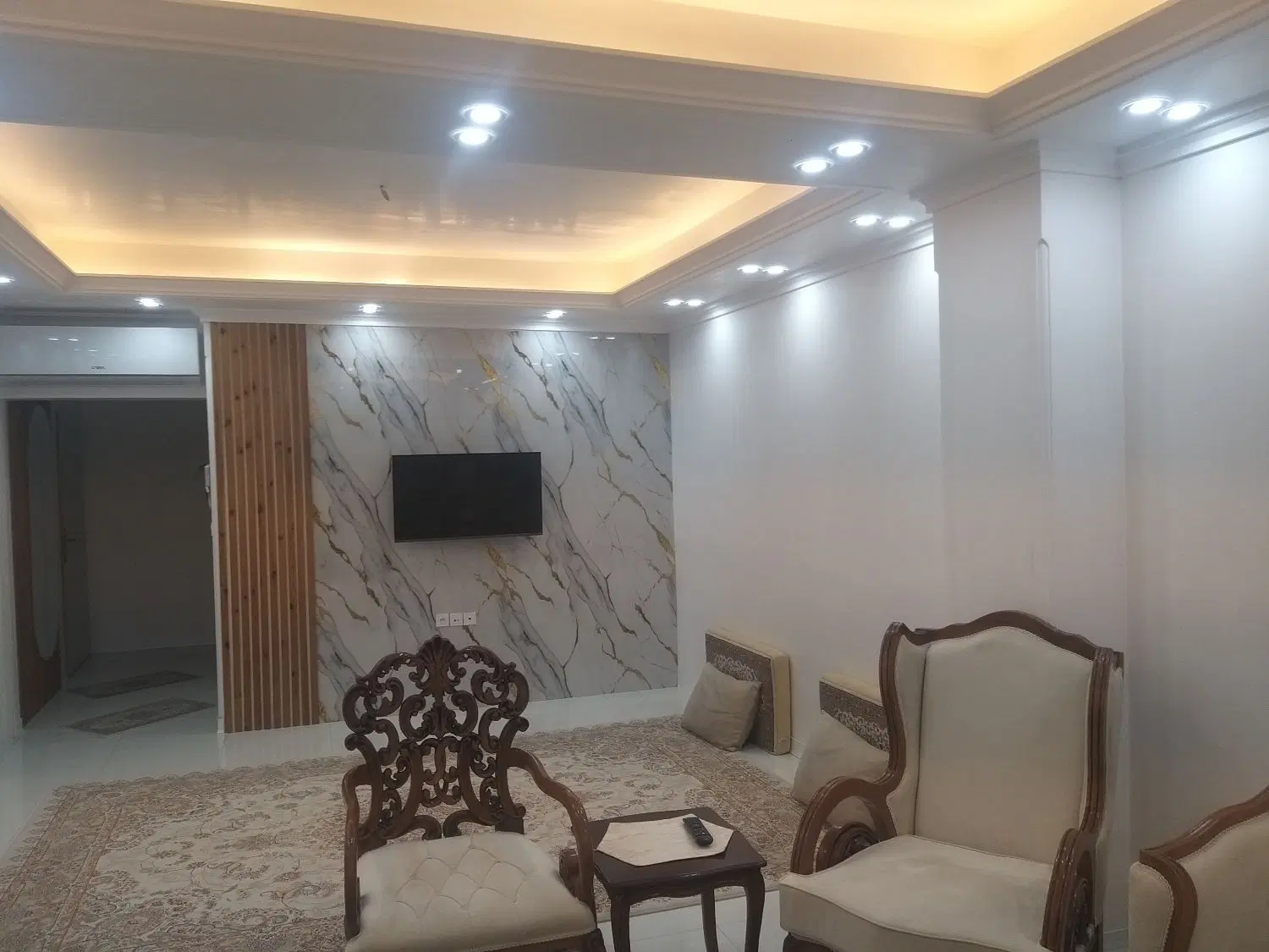آپارتمان ۱۰۳ متری تکواحد جنوبی