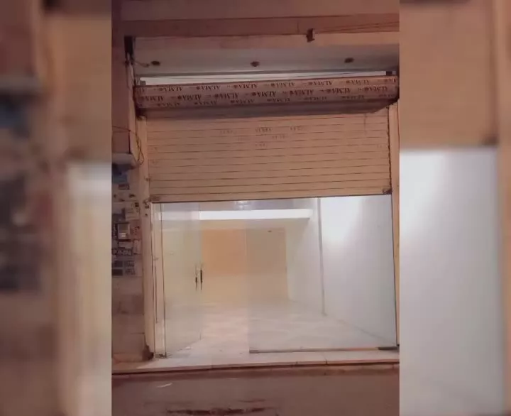 مغازه ۲۰ متری با سرویس بهداشتی