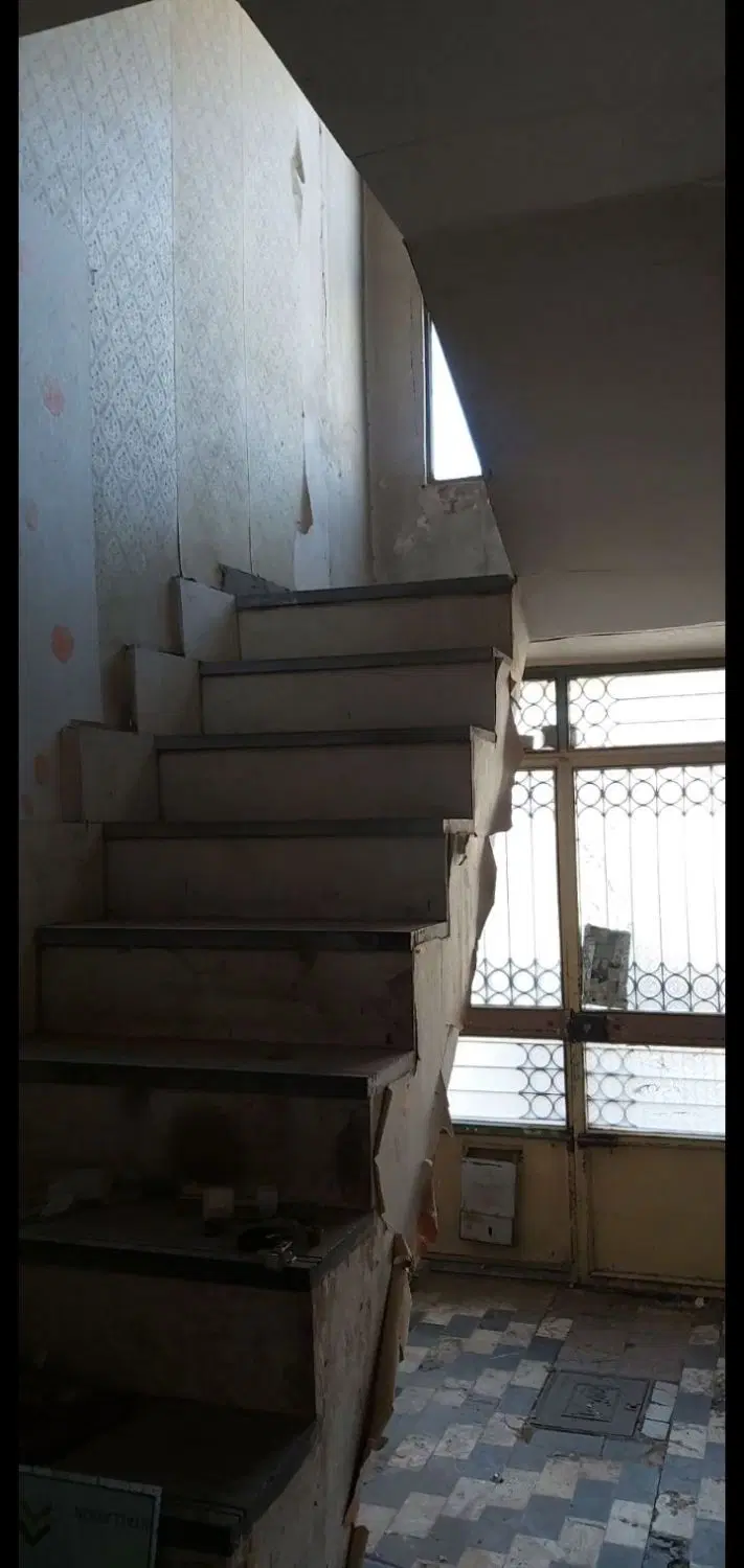 فروش خانه ویلایی در خیابان تالار به متراژ ۱۸۸متر