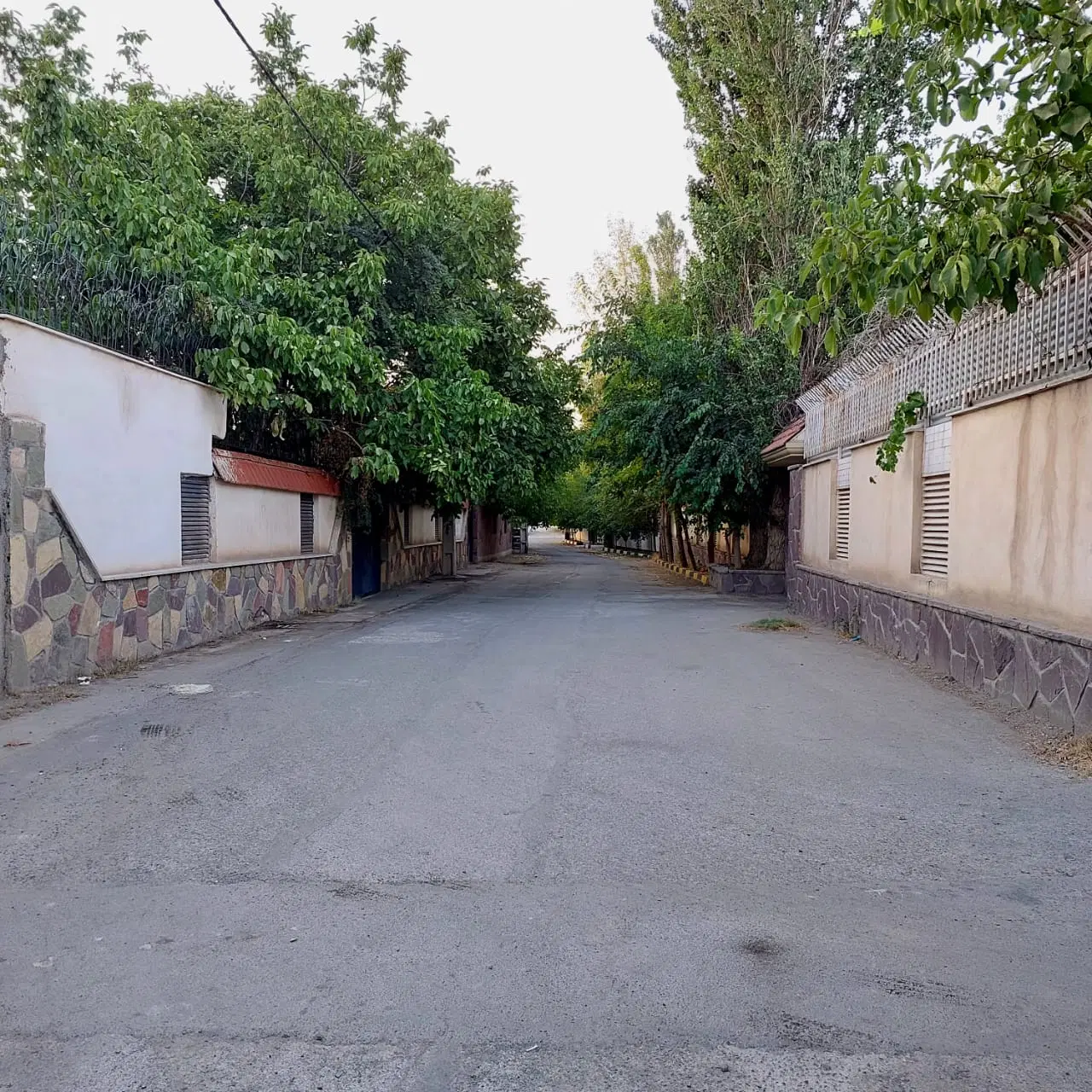 ۶۳۰متر باغ تهراندشت سندتکبرگ کنتور برق آب قانونی