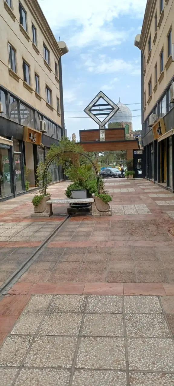 مغازه تجاری واقع در چهاردانگه