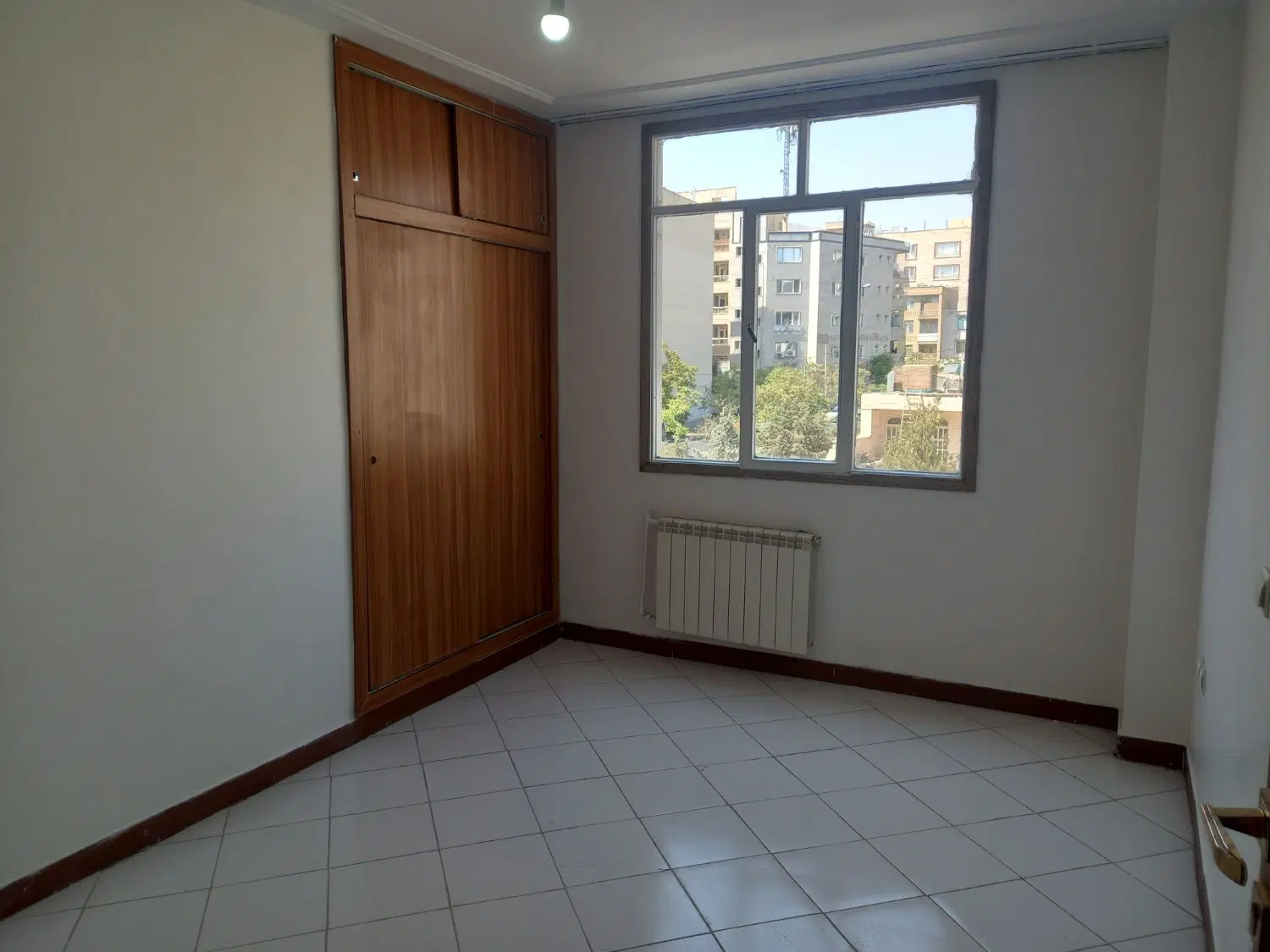اجاره ۱۱۵ متر دو خواب فول چهارباغ