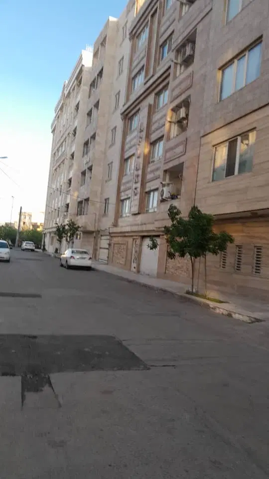 آپارتمان ۸۰ متری دانش آموز ۲۸