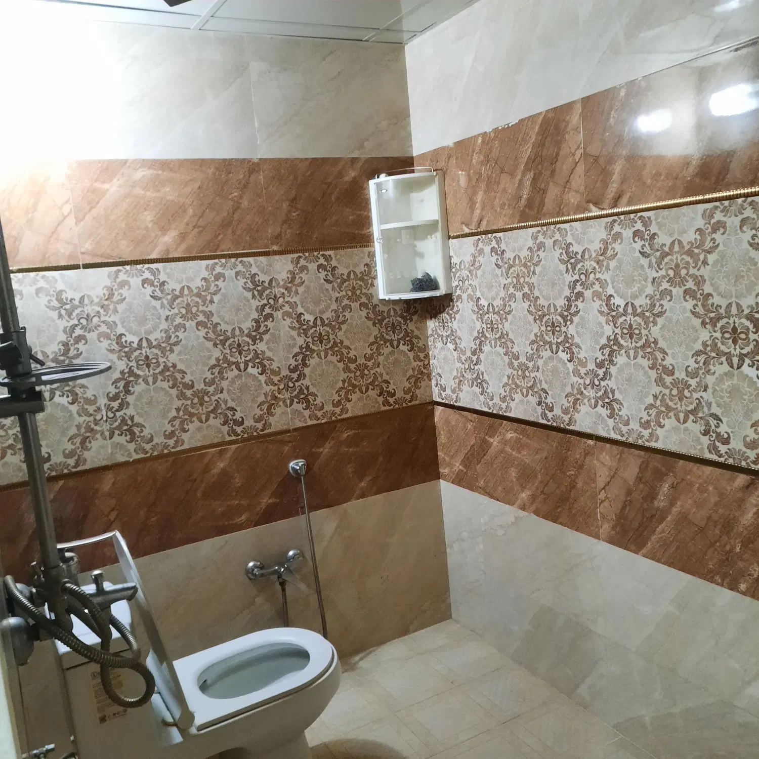 آپارتمان ۸۵ متری فول امکانات