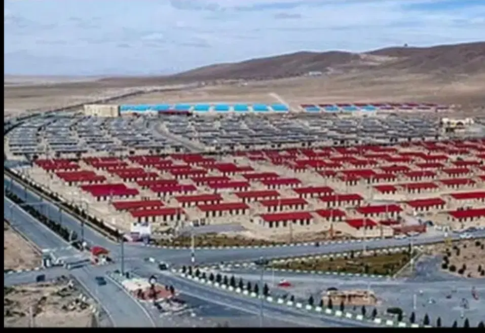 ویلایی۳۰۰متری _ شهرجدید امیر کبیر