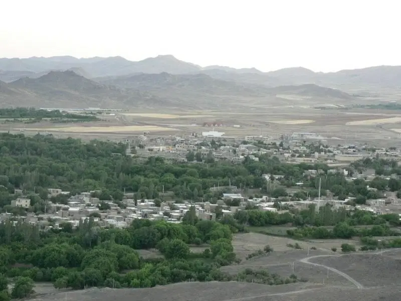 ویلایی 180 متری دستجرد بنیاد مسکن