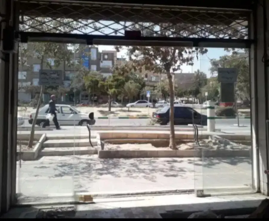 مغازه میدان صبادارای حمام و سرویس بهداشتی
