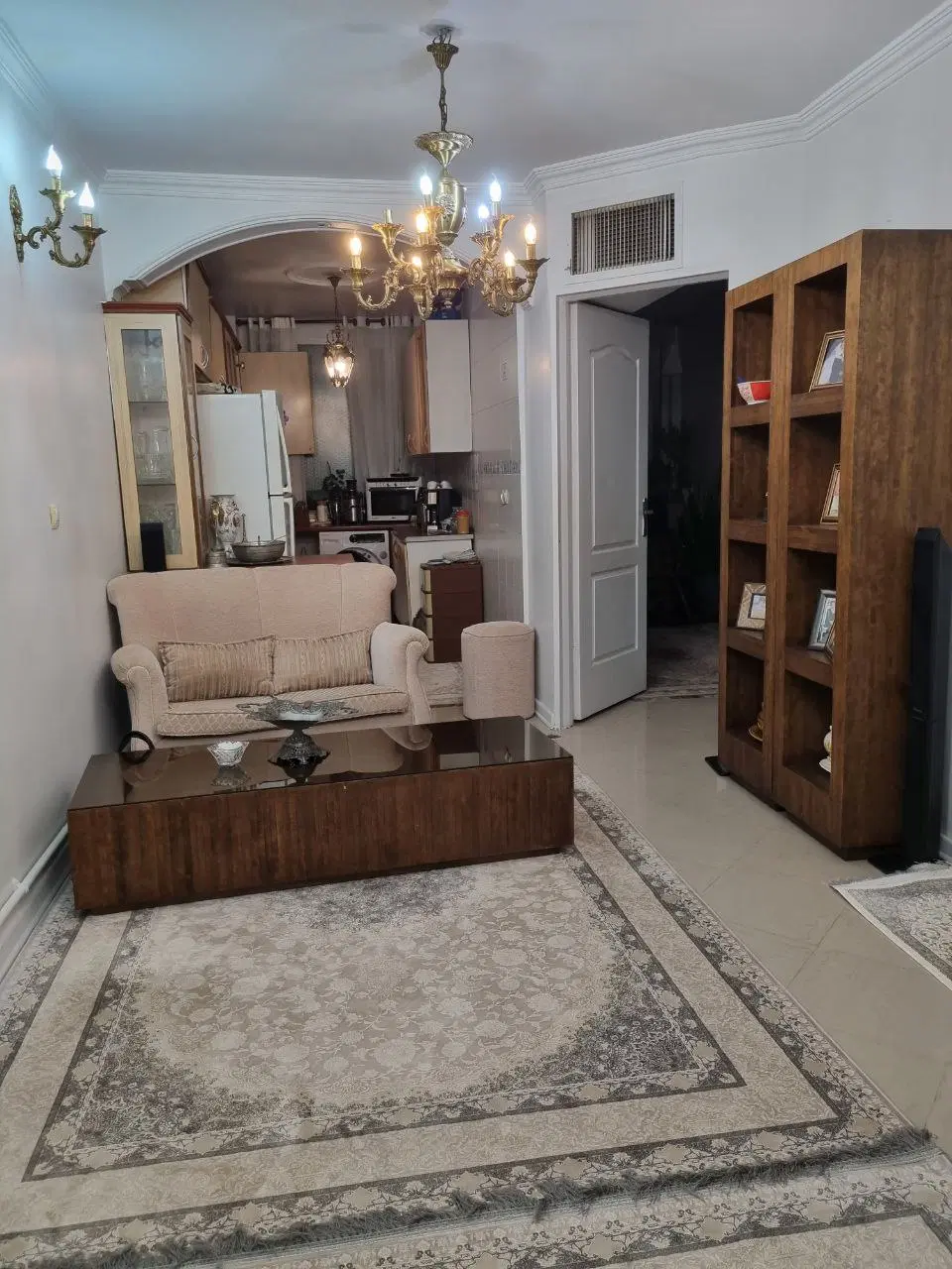 ۵۷ متر تک واحدی تائبی
