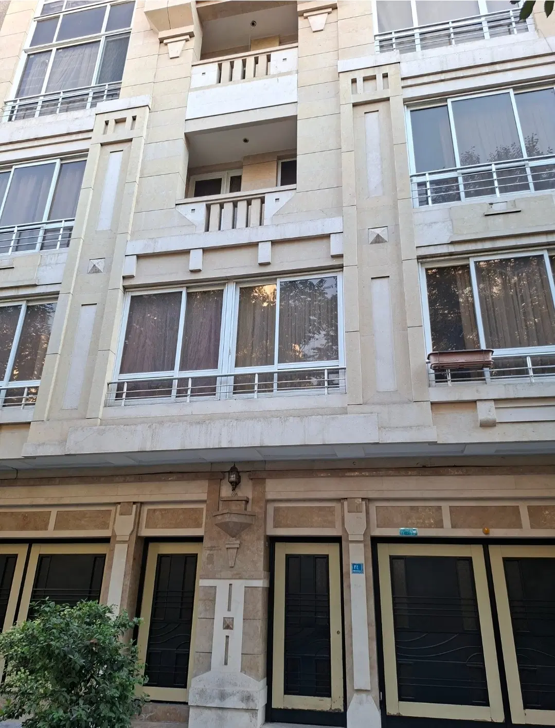 اجاره آپارتمان ۱۴۳ متری شمالی