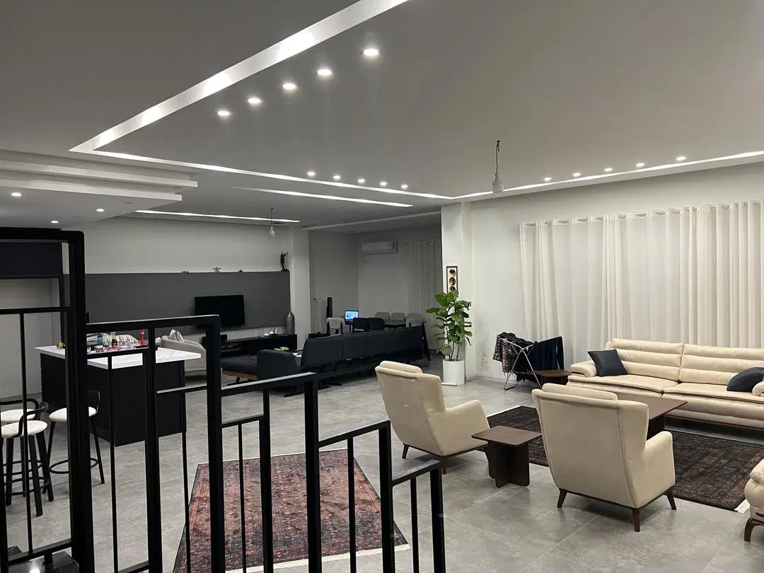 معلم ابتدای علی آباد