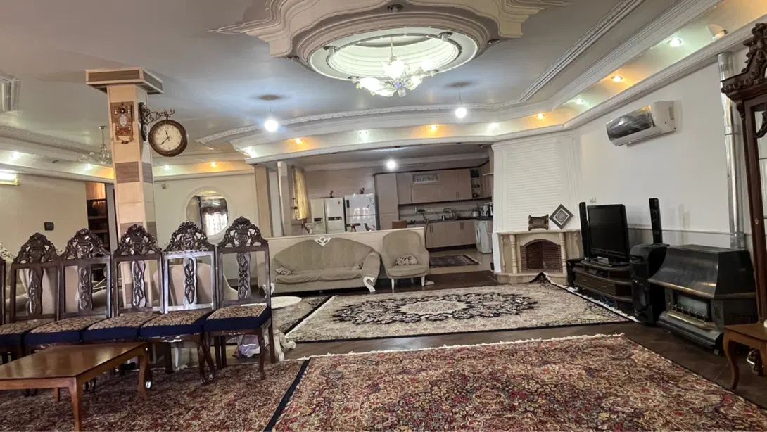 منزل مسکونی دو طبقه