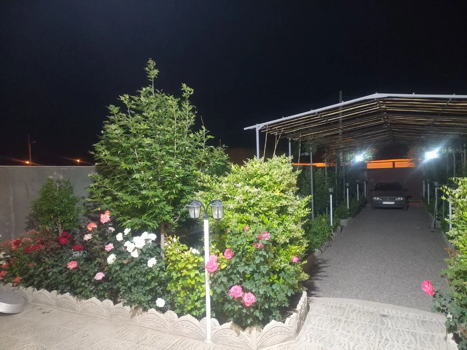 خانه باغ جوپار