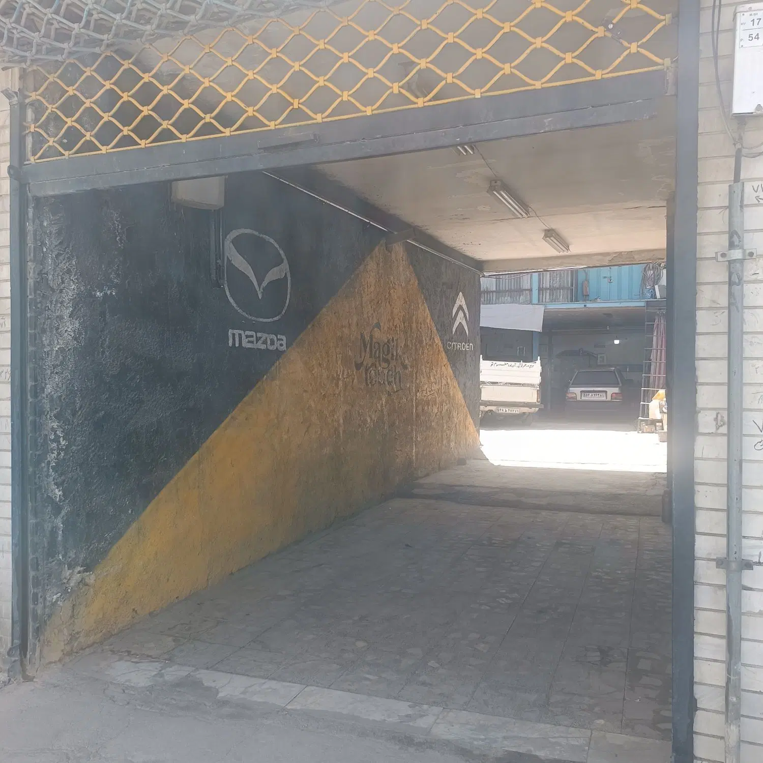 اجاره گاراژ ۱۶۰ متری بلوار عشایر