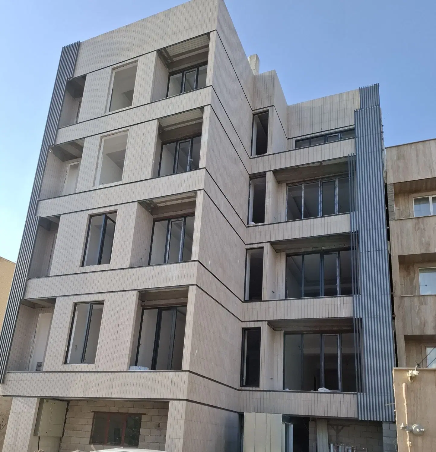 فروش آپارتمان شخصی ساز