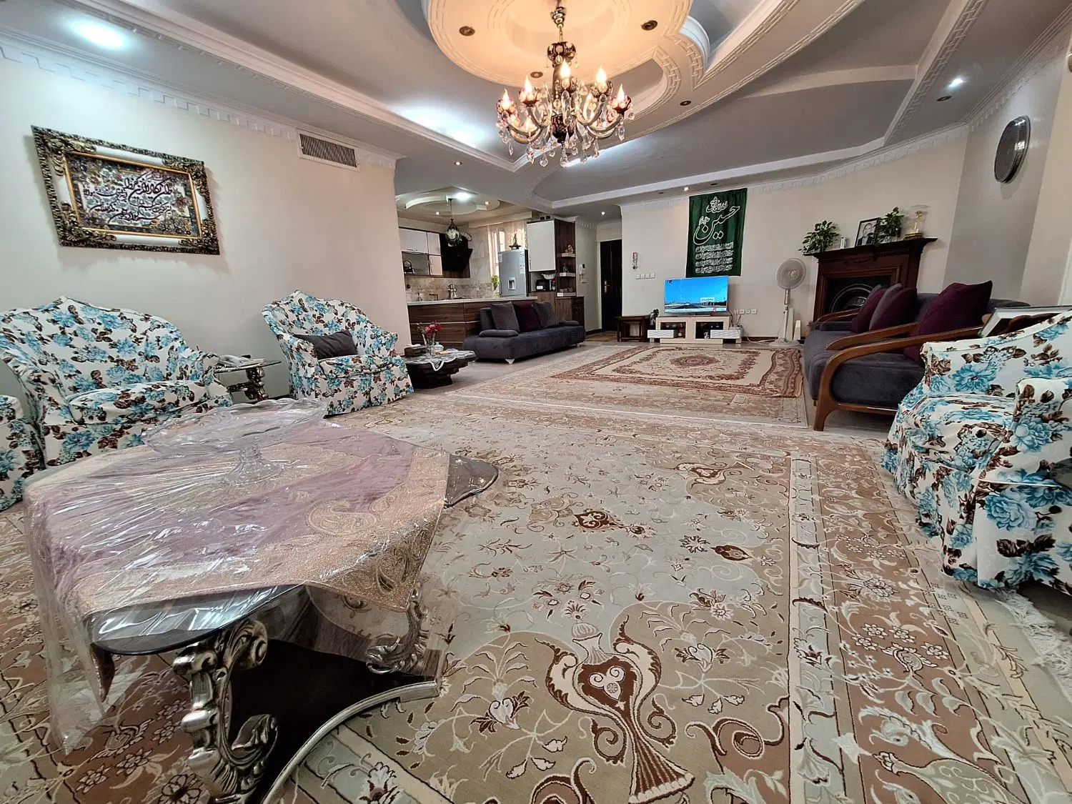 آپارتمان سه خوابه خوش نقشه ۱۳۷ متری ،کوچه بن بست