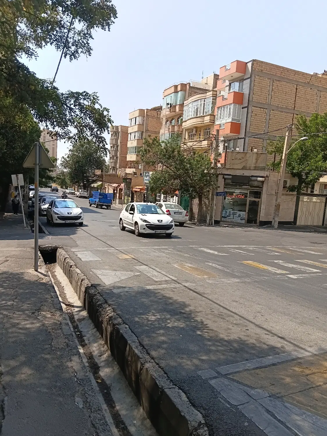 زمین خالی در نیروگاه ۸۵متر