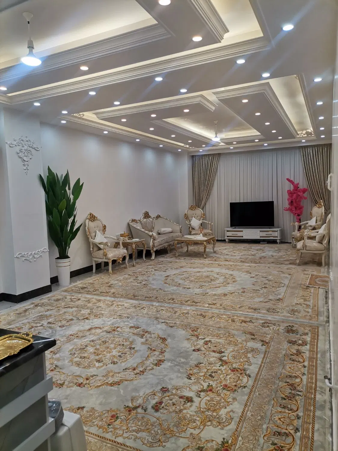 واحد 130 متری نوساز