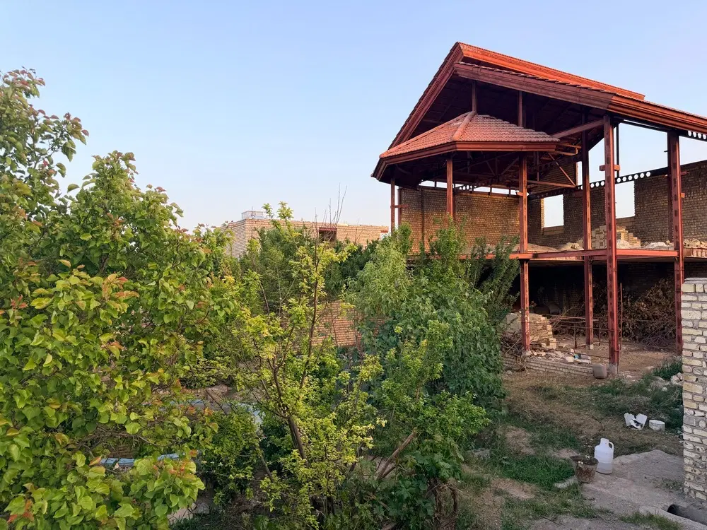 خونه باغ 500متر محدود باغ فین