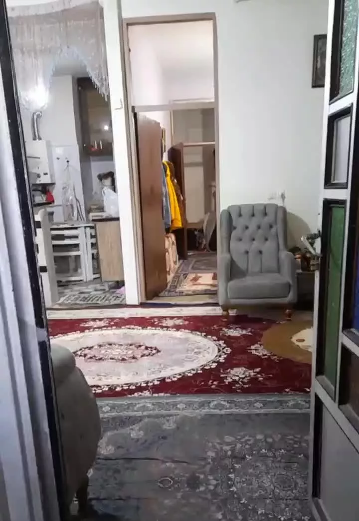 طبقه همکف ۹۰ منر مسکن شهرک جوادیه کوی۱۵