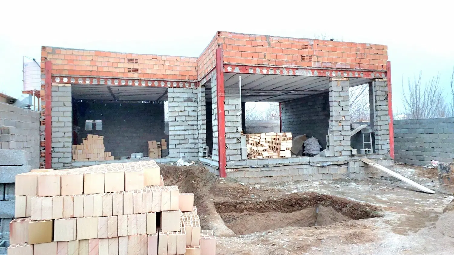 باغچه ویلا ۴۰۰متری