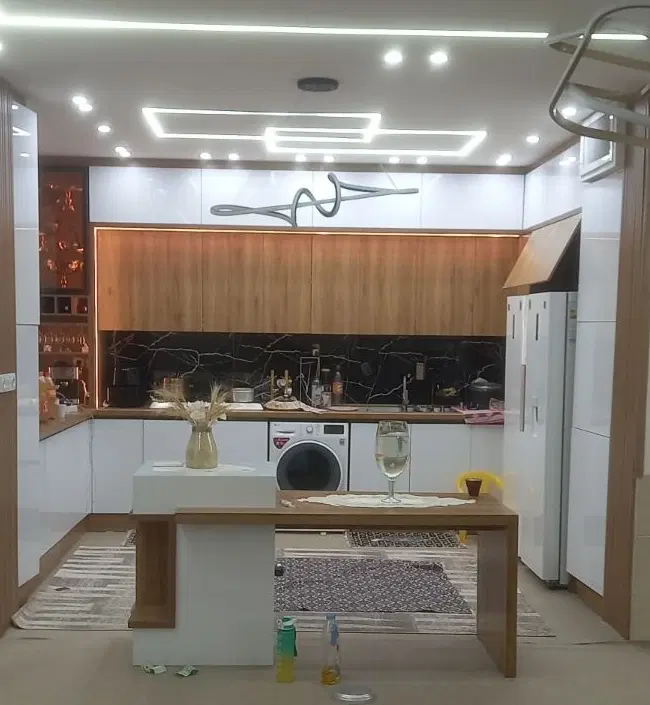 یک طبق از منزل دوطبقه طبقه اول  طبقه اول