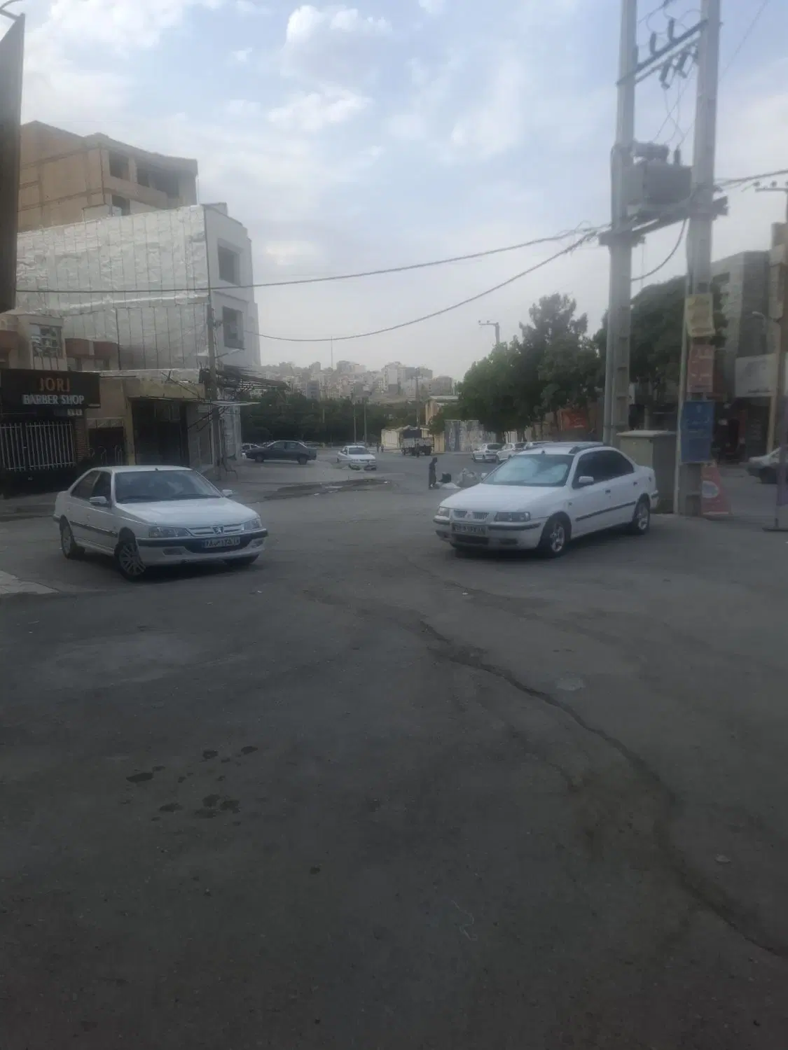 اجاره مغازه ۲۰ متری بر خیابان زیباشهر