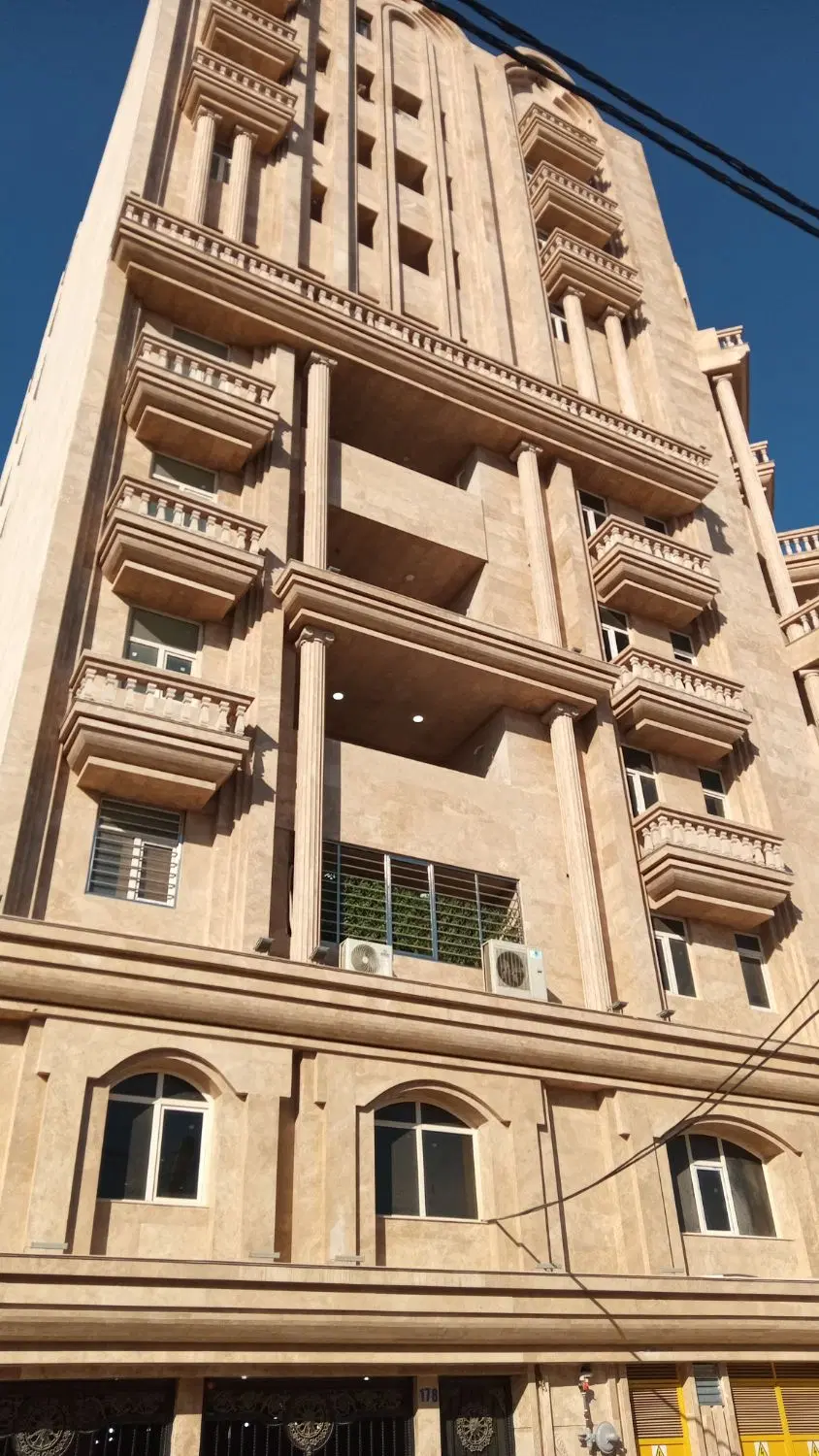 فروش ویلایی سه واحده