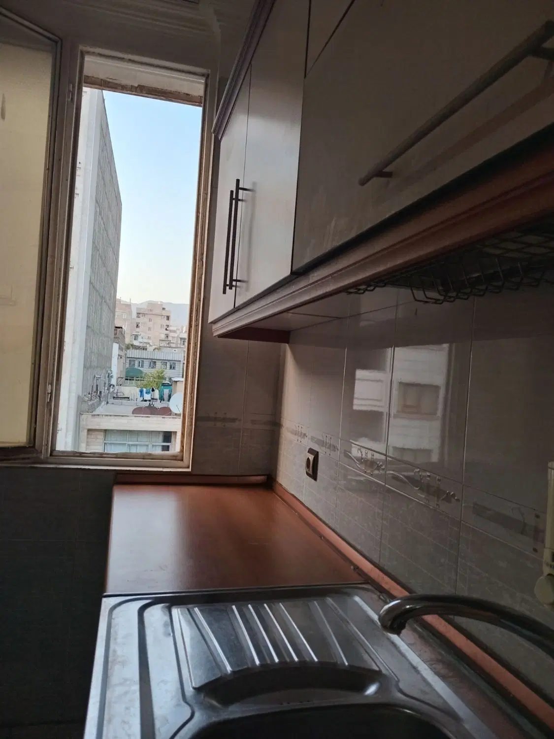 آپارتمان فروشی تکاوران