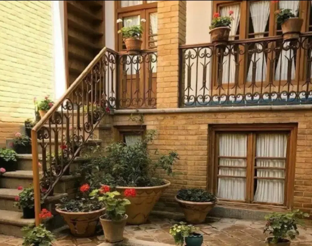 فروش۴۴متر  کلنگی طلایی در خ امامزاده حسن ک کشاورز