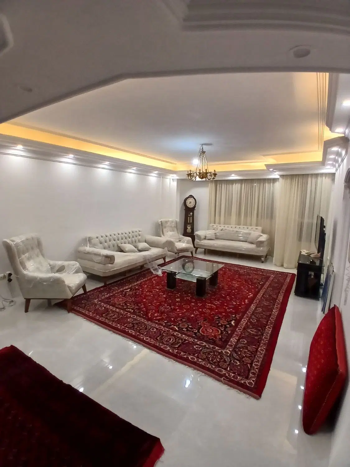 87 متر اقبال 21
