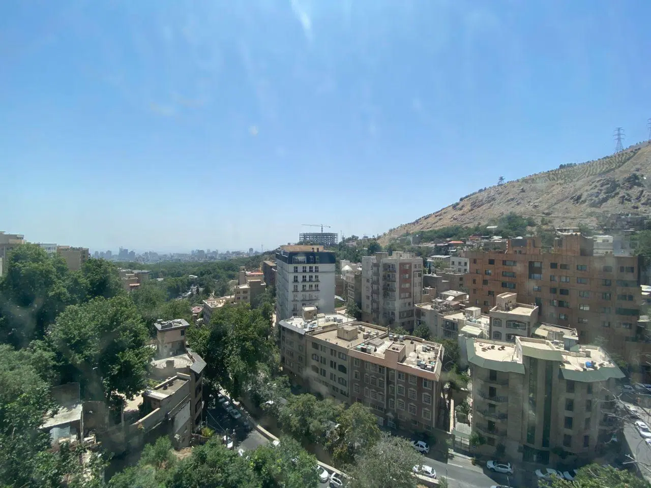 ۱۳۰ متر_دو خواب_ ویو ابدی_دربند فاخری
