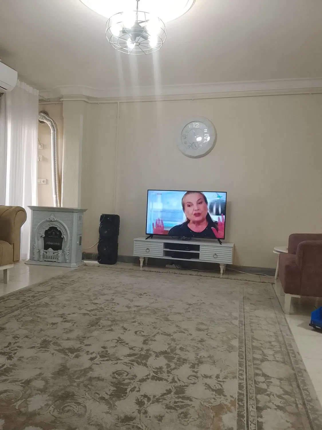 خانه در بلوار اصلی چمران نبش فلافلی دوستان
