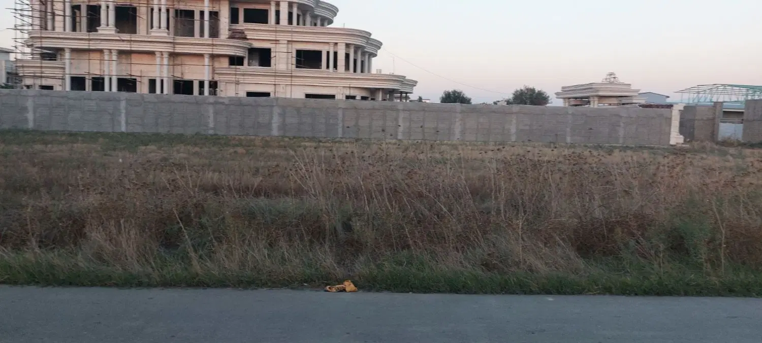 زمین مسکونی