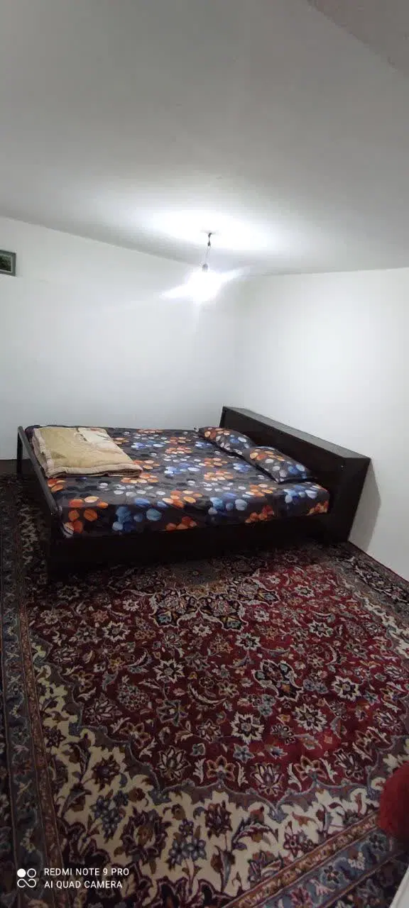 ویلای جنگلی کنار رودخانه