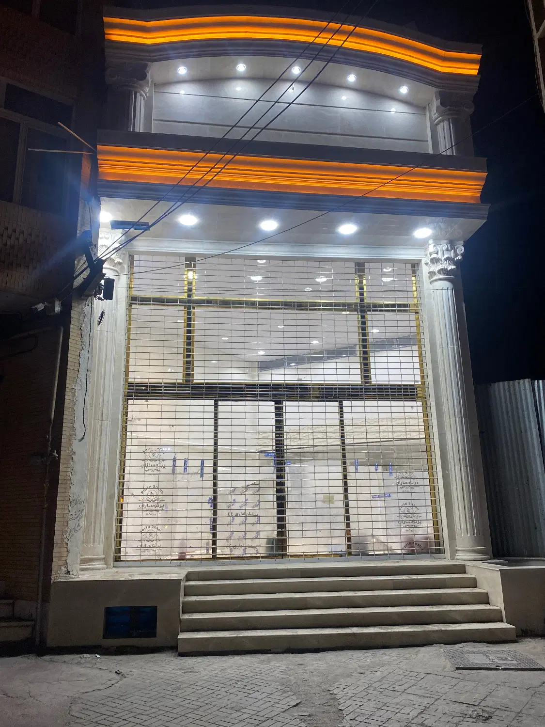 اجاره مغازه 130متری نوساز میدان قرنی