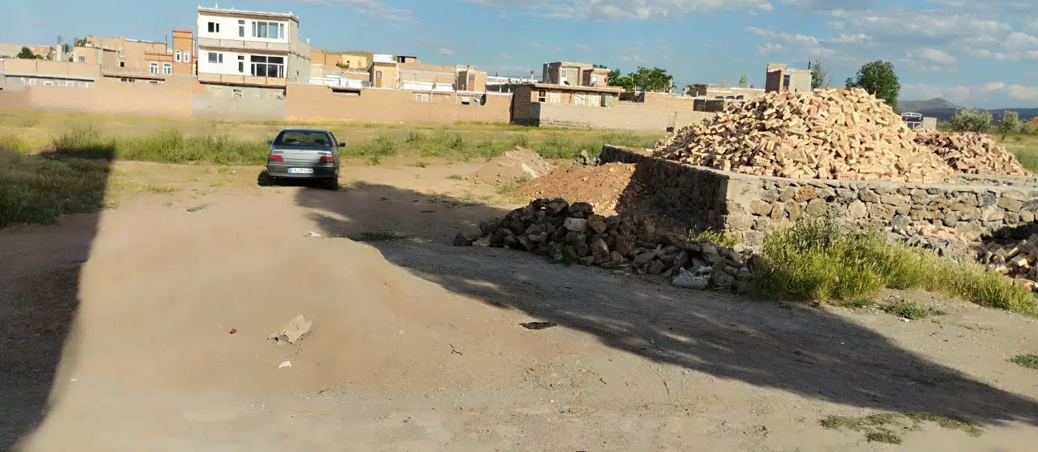زمین مسکونی 167 متر تفکیک شده
