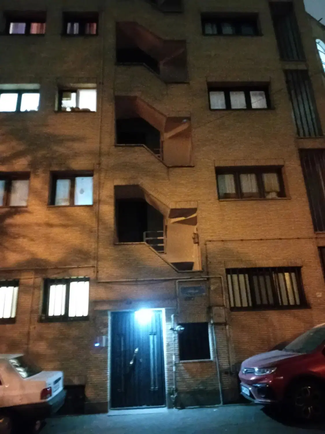 جردن ناهید شرقی 120 متر