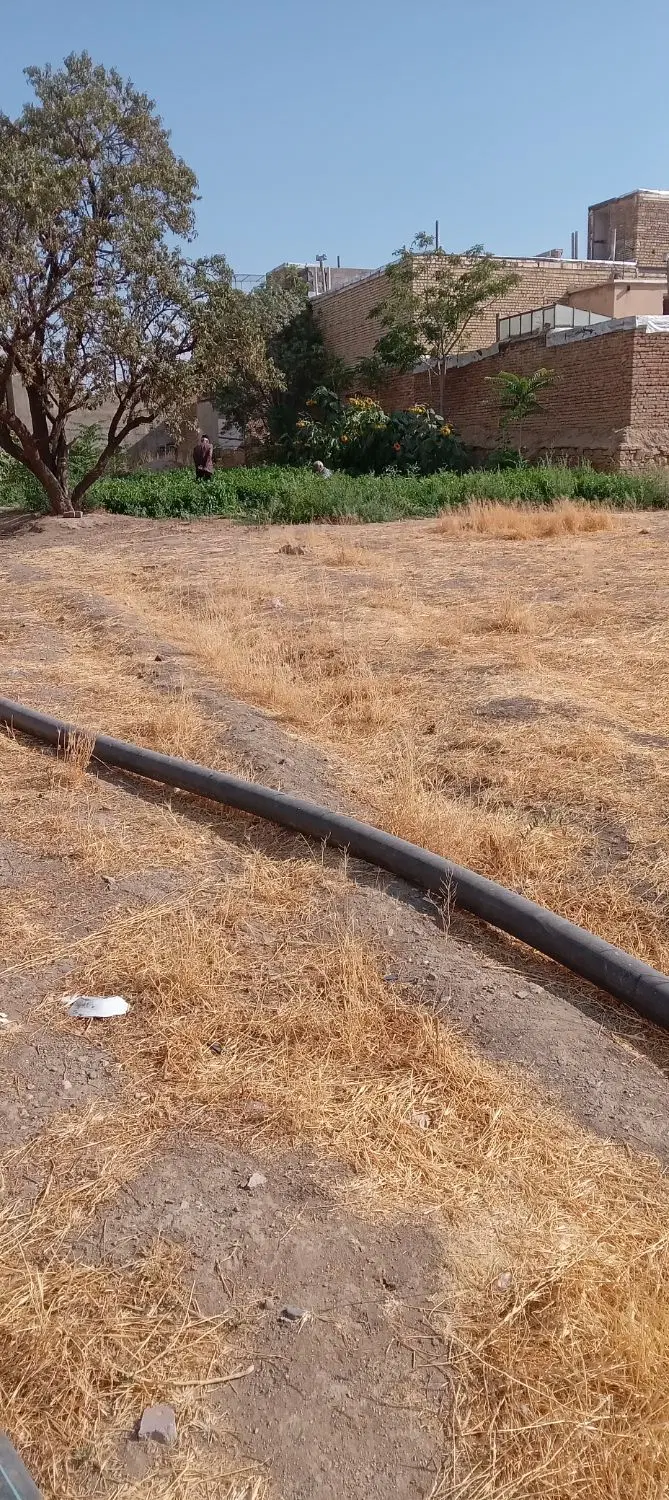 زمین مسکونی ۱۴۰متر