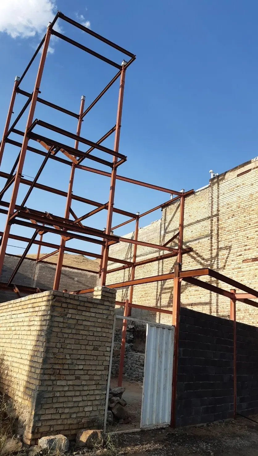 خانه اسکلت ۳طبقه نایسرنیمه کاره