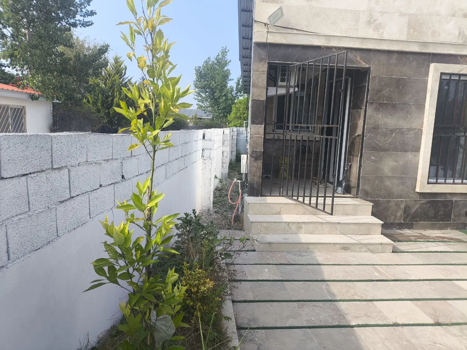ویلا شخصی ۲ خواب نوساز رهن و اجاره دائم