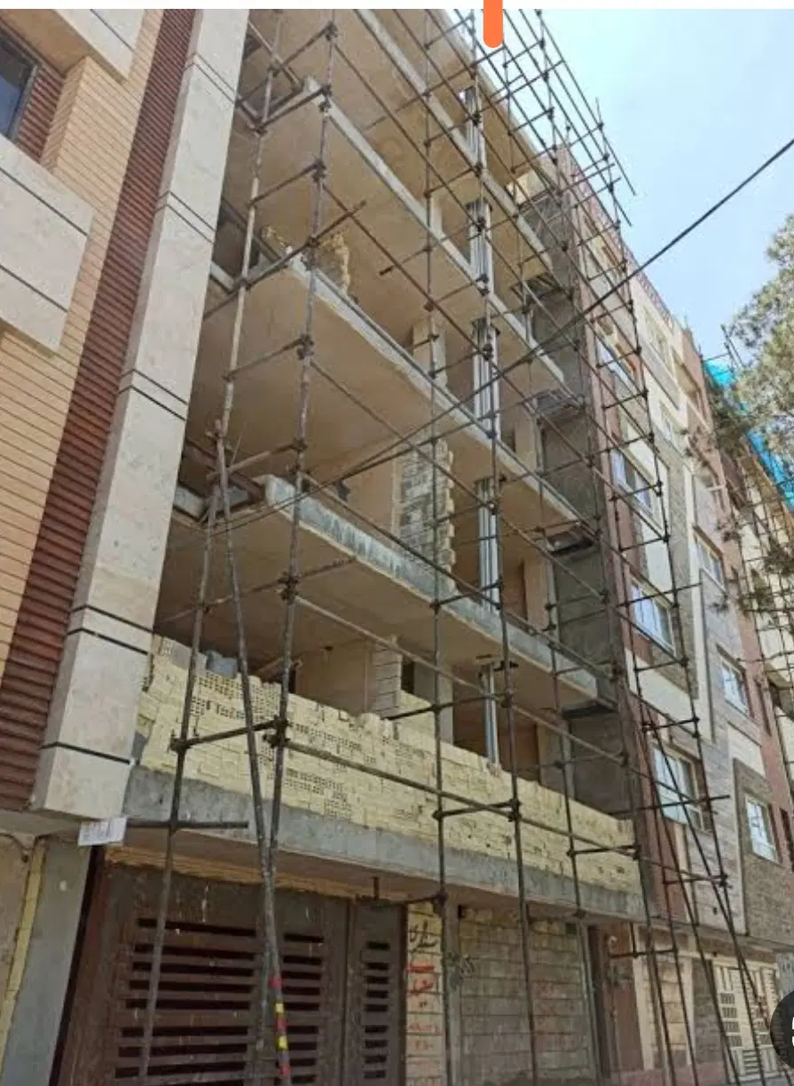 پیش فروش فوری سه خواب تک واحدی باهنر جنوبی