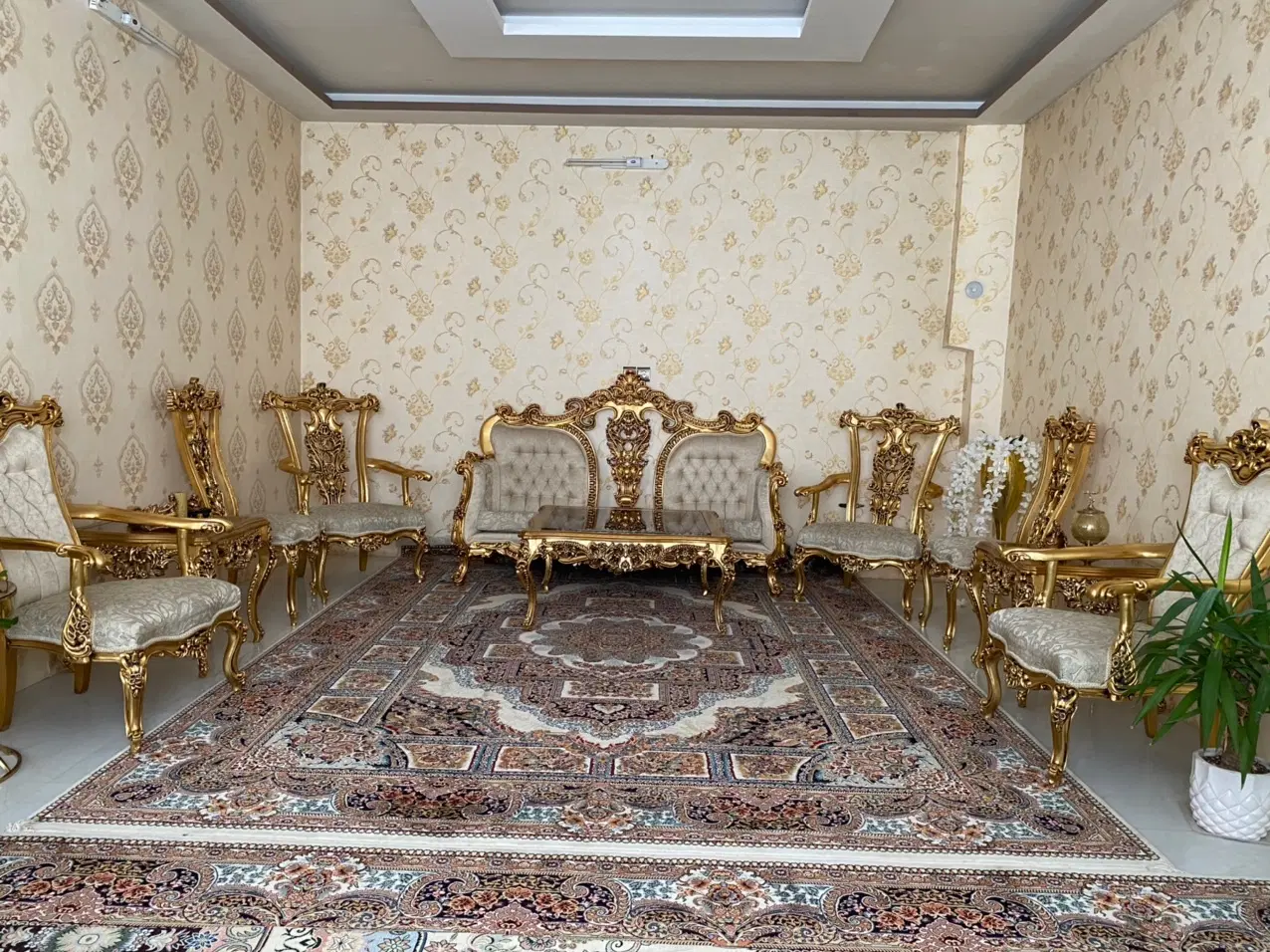 ۸۵ متری ۱ خواب به همراه هوایی