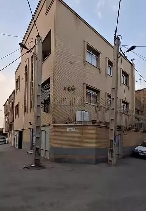 آپارتمان ۱۱۲ متری خیابان رباط اول