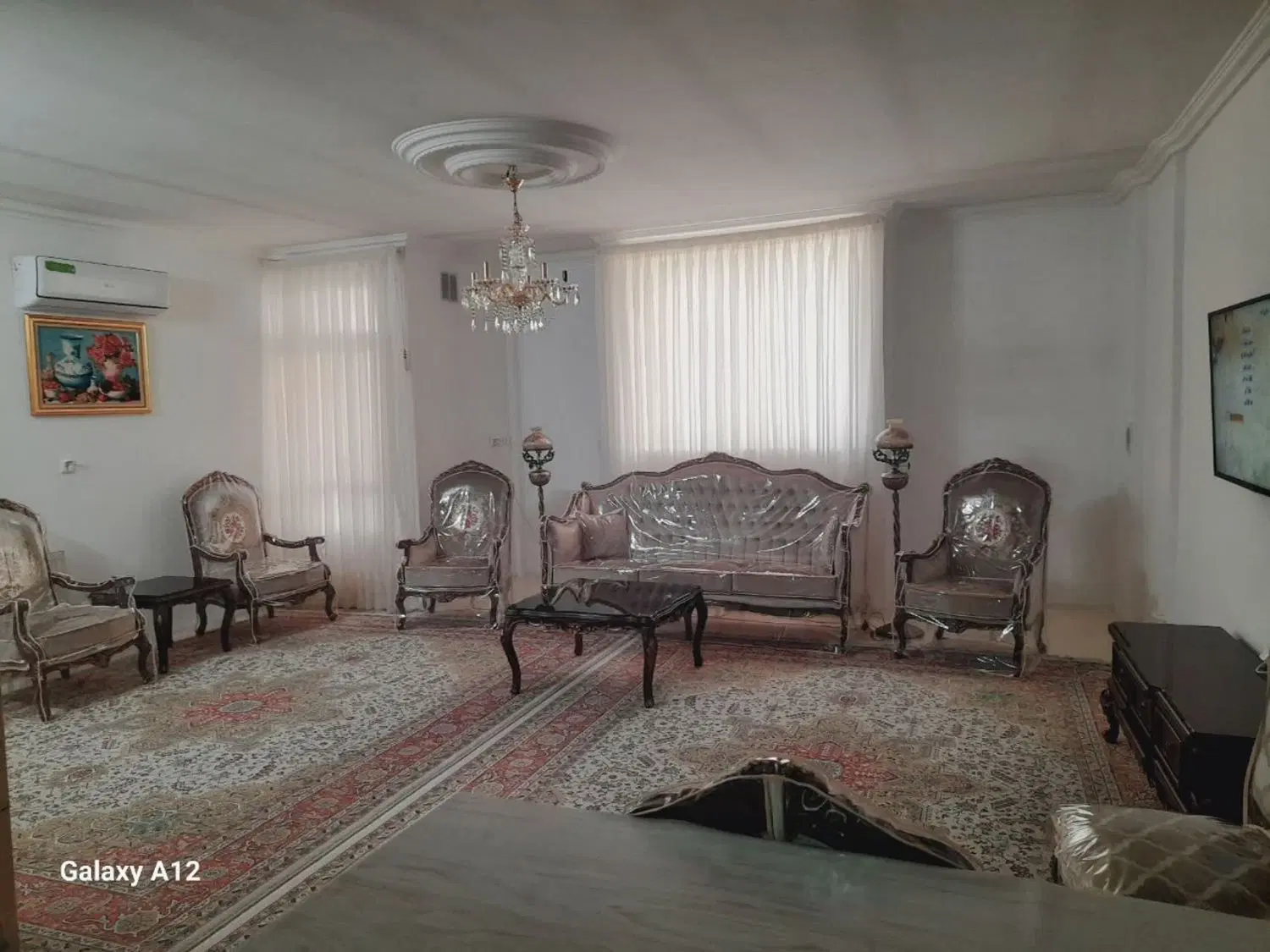 اجاره آپارتمان ۱۰۰ متری . میدان شهدا . نزدیک حرم