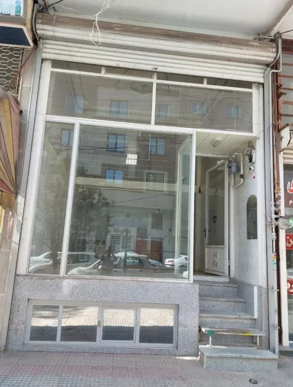 اجاره مغازه ۳۰ متری کوی ولی امر خیابان اصلی