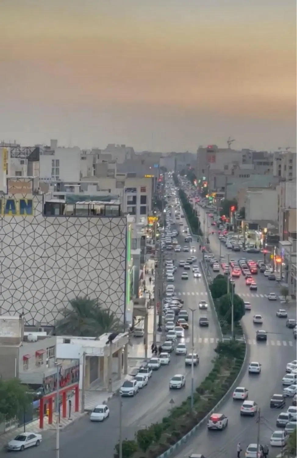 ۱۰۰متری _ اردیبهشت _بازسازی