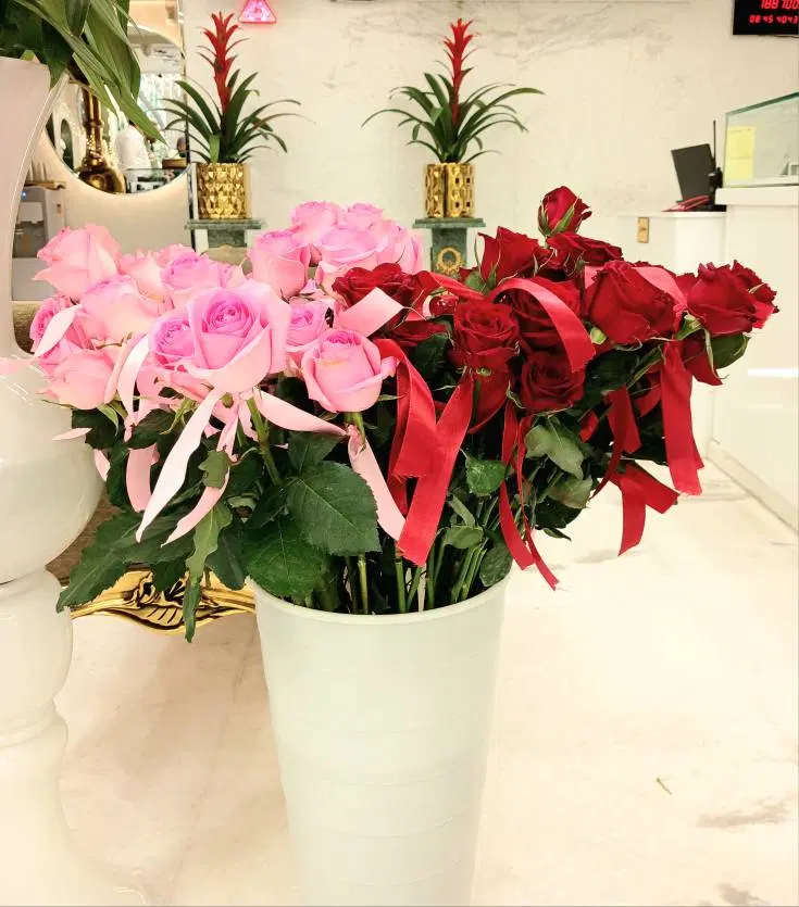 مغازه همکف زرناب طلافروشی