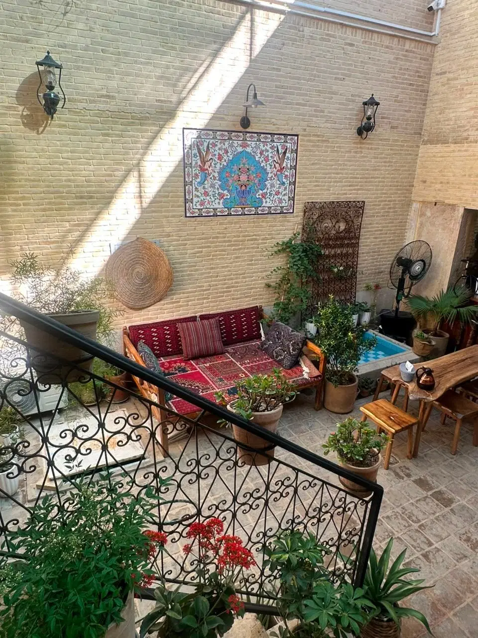 اقامتگاه سنتی سلطان بانو