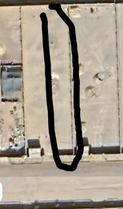 زمین پشت گلبیز  جاده سنتو
