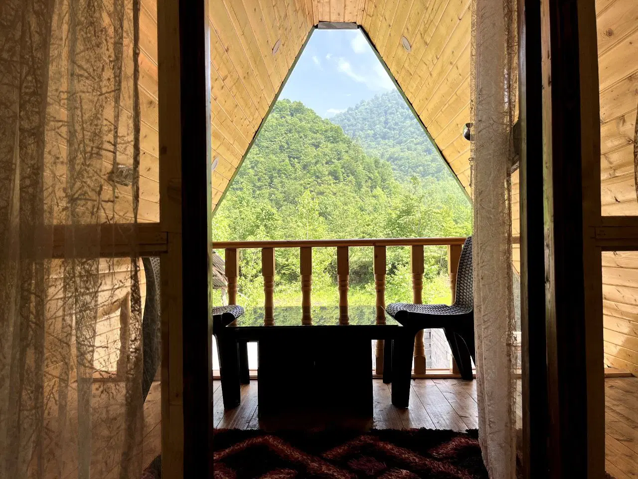 کلبه سوئیسی جکوزیدار